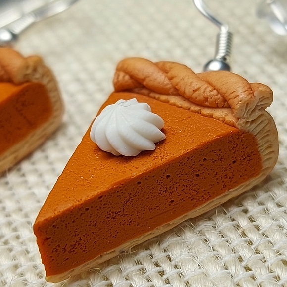 Pumpkin Pie Earrings - Picture 4 of 6